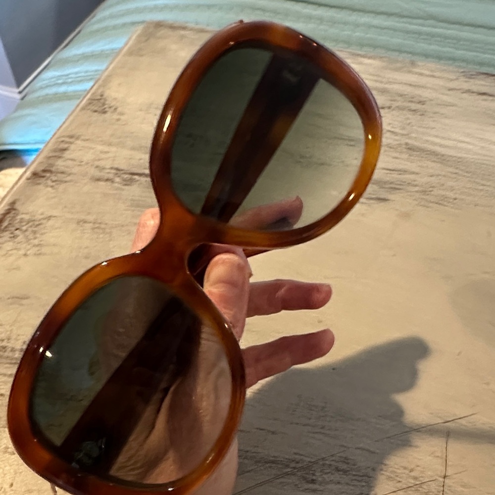 GUCCI Round Sunglasses GG0140SA Avana Green - Picture 7 of 10